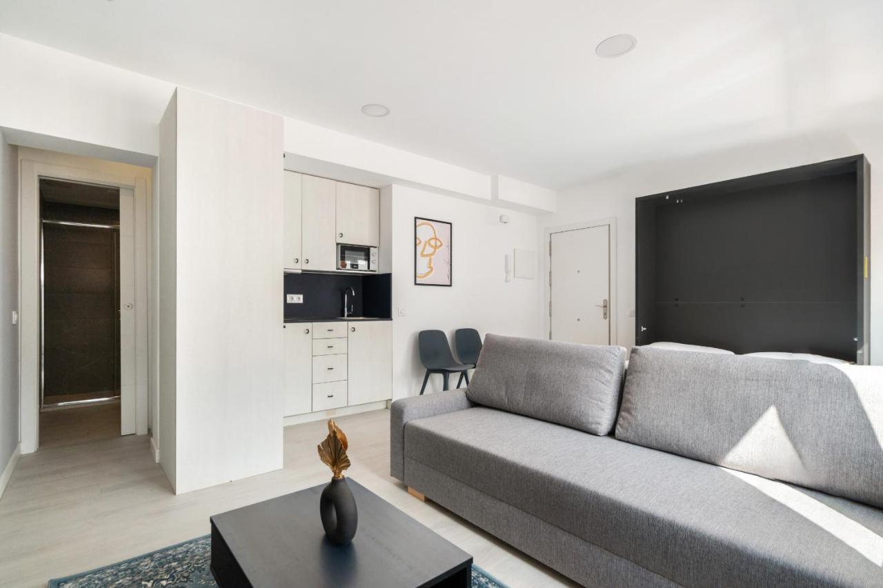 Apartamentos Reformados En Madrid Rio Екстериор снимка
