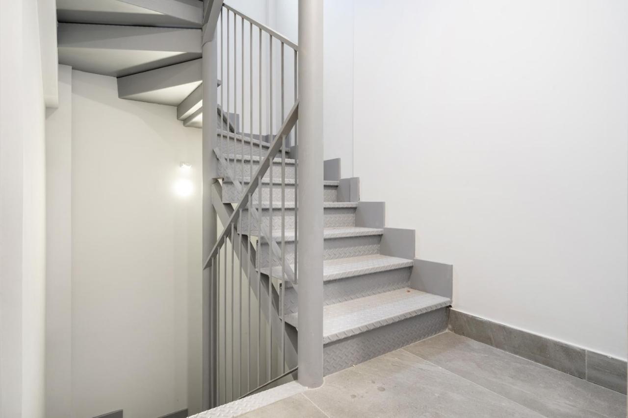 Apartamentos Reformados En Madrid Rio Екстериор снимка