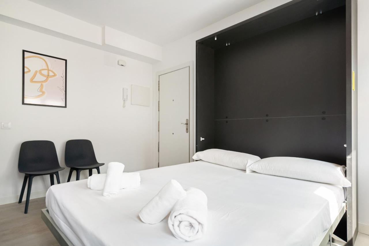 Apartamentos Reformados En Madrid Rio Екстериор снимка