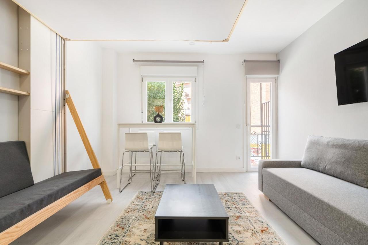 Apartamentos Reformados En Madrid Rio Екстериор снимка