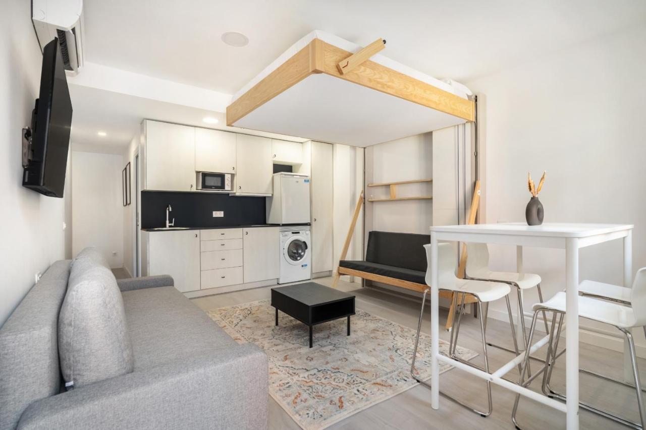 Apartamentos Reformados En Madrid Rio Екстериор снимка